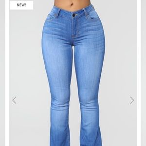 SOLD| Fashion nova blue flared pants